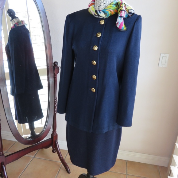 St. John Jackets & Blazers - St. John Basics S/M Santana Knit Suit Jacket Skirt